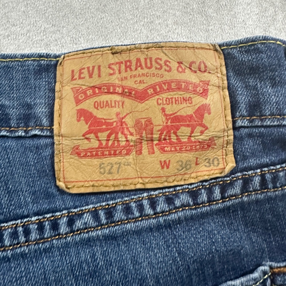 Levi's 527 Slim Bootcut Jeans Mens 36x30 Blue Medium Wash Denim Pants - Picture 9 of 10